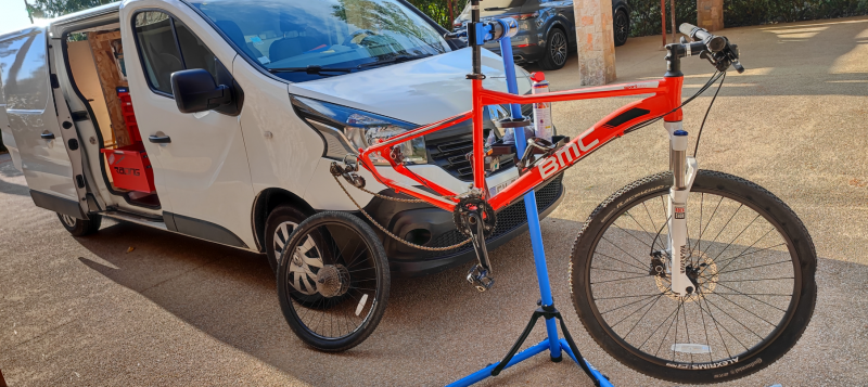 Révision et réparation de 6 vélos en atelier mobile à Tourrettes